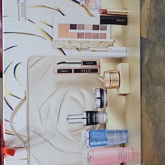 Complete set of Lancòme worth of $750 - Picture 4 of 4